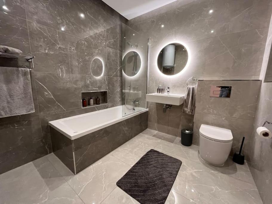 3 Bedroom Seaside Luxury Accommodation - Sleeps 8 St. Paul's Bay Exterior foto